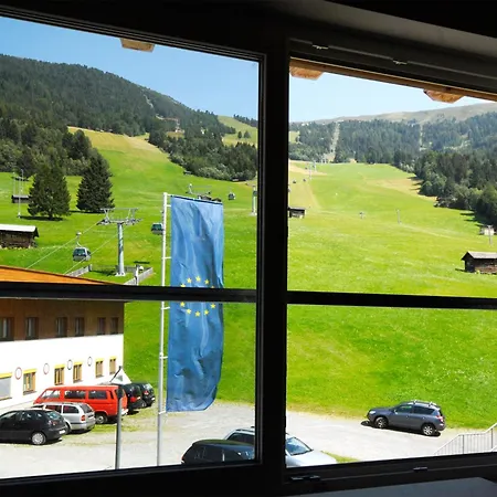 Alpelux Direkt An Der Skipiste & Im Sommerparadies