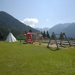 Alpelux Direkt An Der Skipiste & Im Sommerparadies *