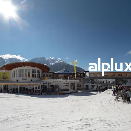 Alpelux Direkt An Der Skipiste & Im Sommerparadies